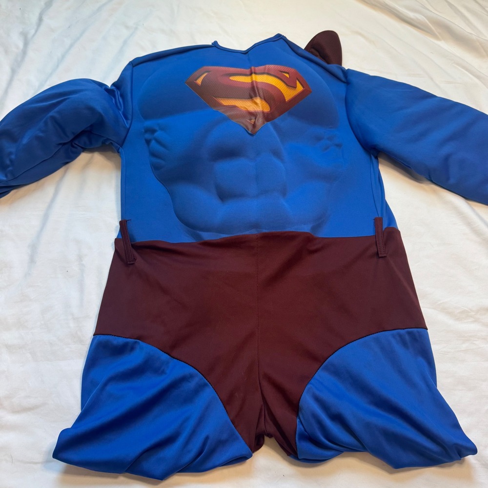 Boys 10/12 Superman Costume. Only the main portion. No belt!